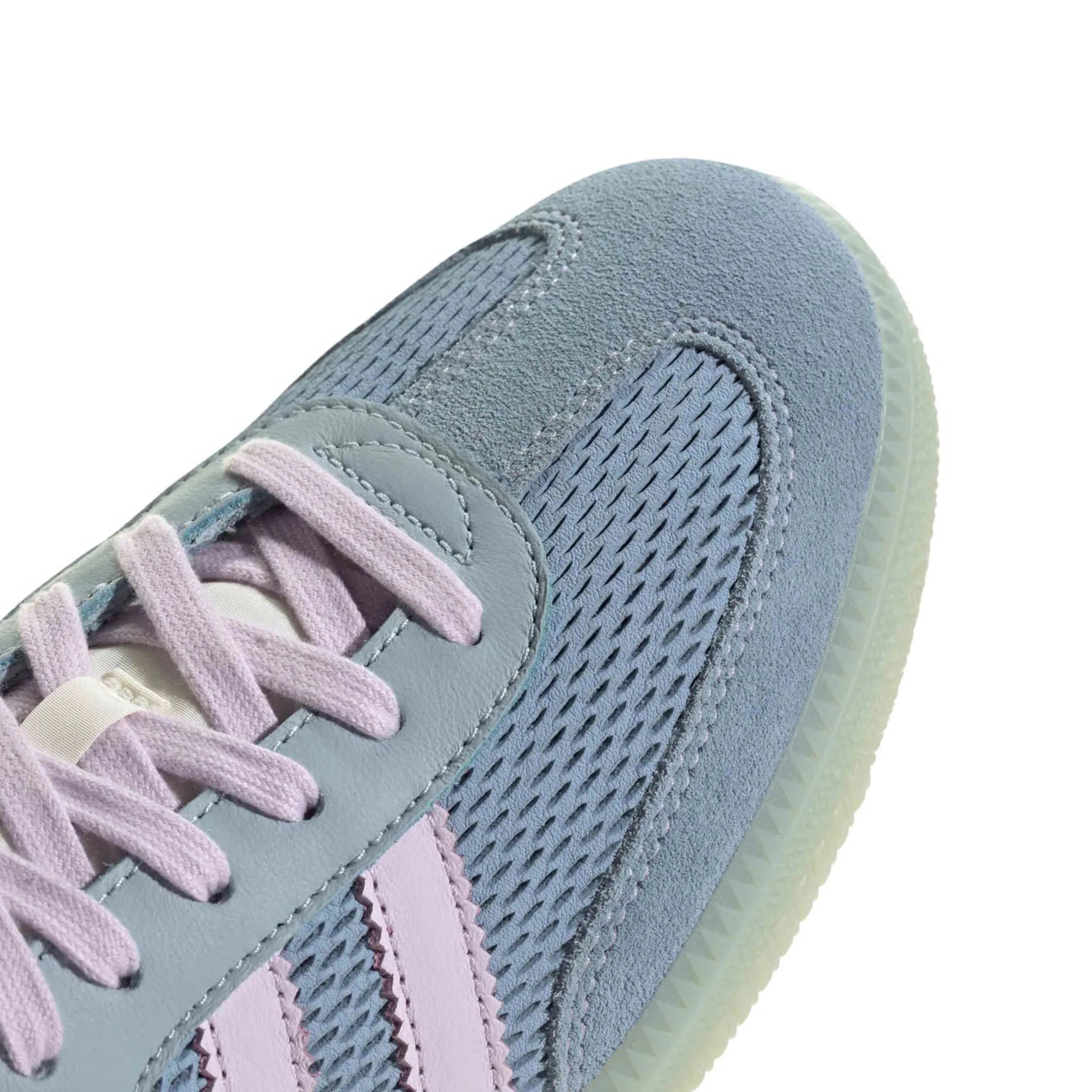 Samba "Tactile Blue Ice Lavender"
