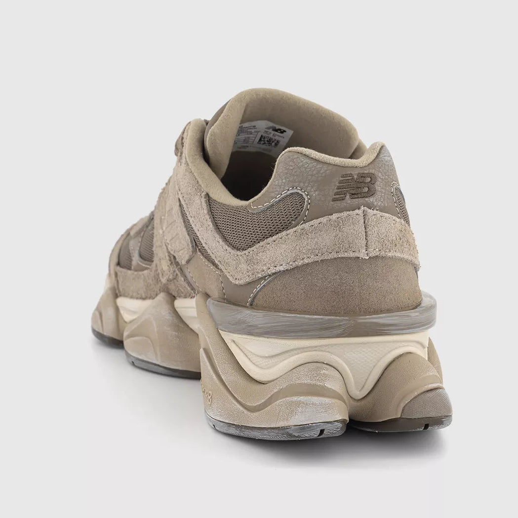 9060 "Mushroom Brown"