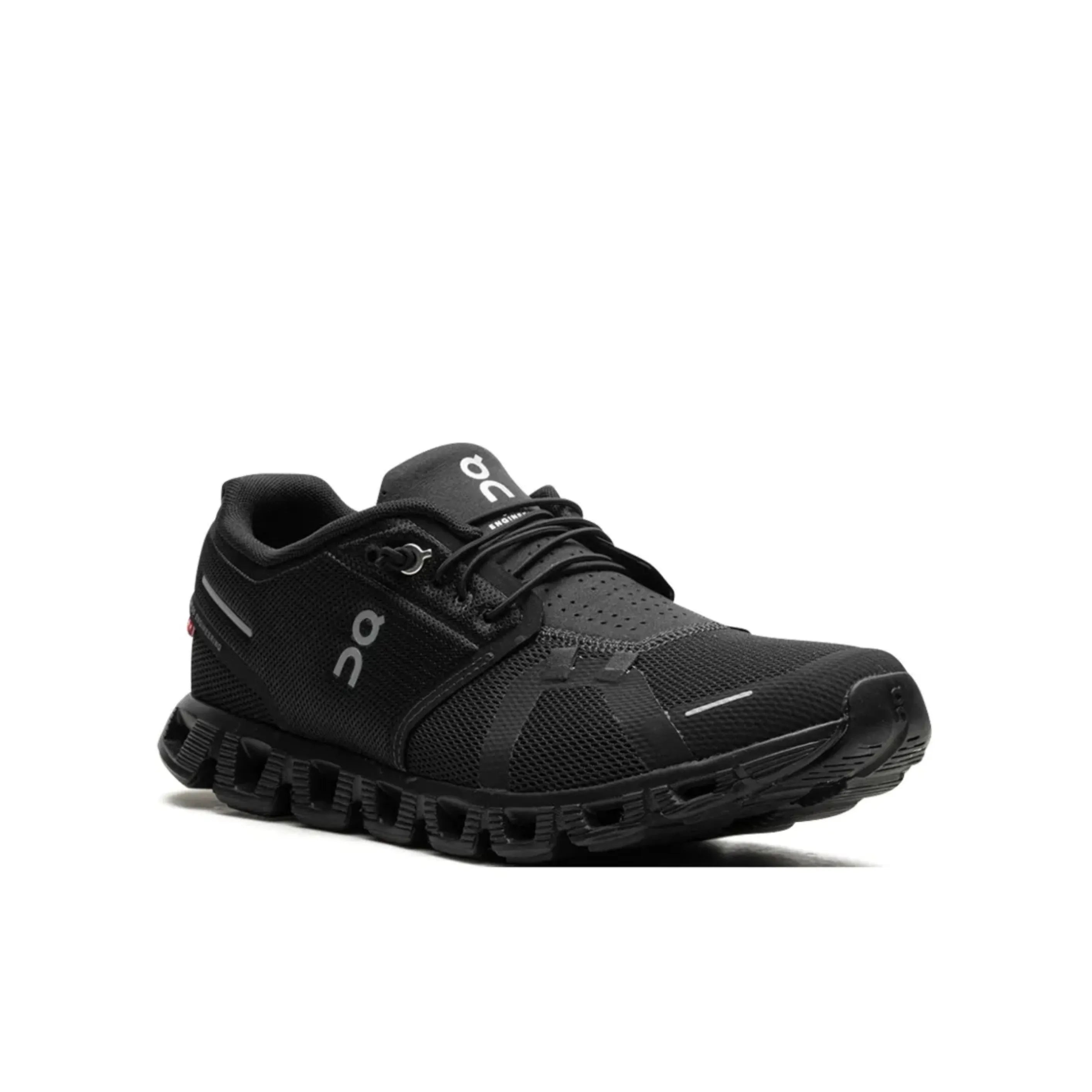 On Cloud 5 "Full Black"