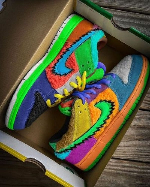 Grateful Dead x Dunk Low SB Bear "Multicolor"