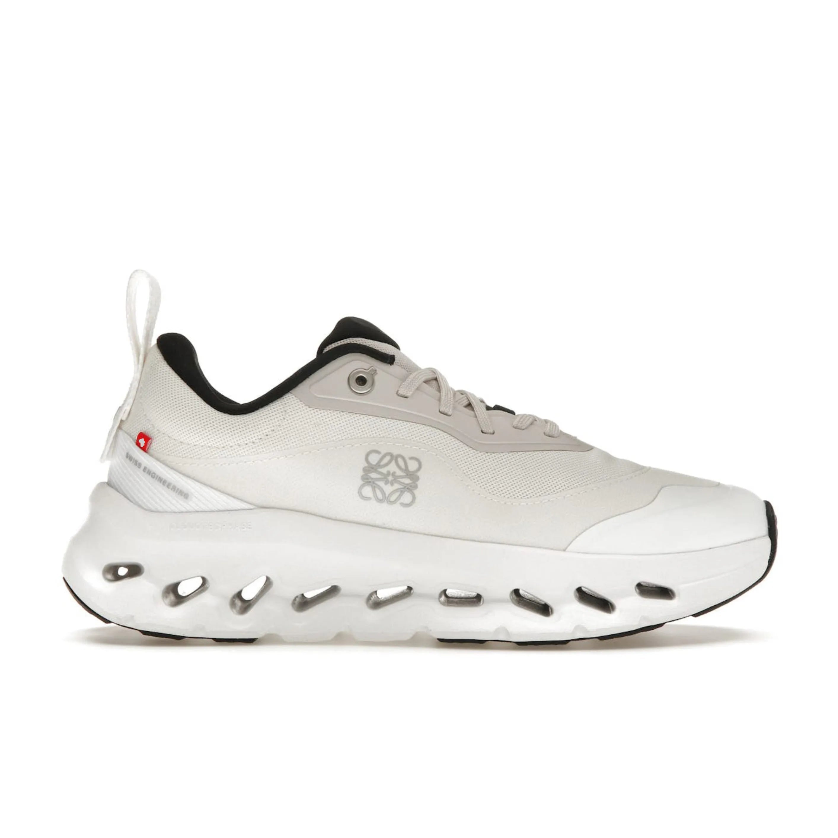 Cloudtilt 2.0 x Loewe "Sand/White"