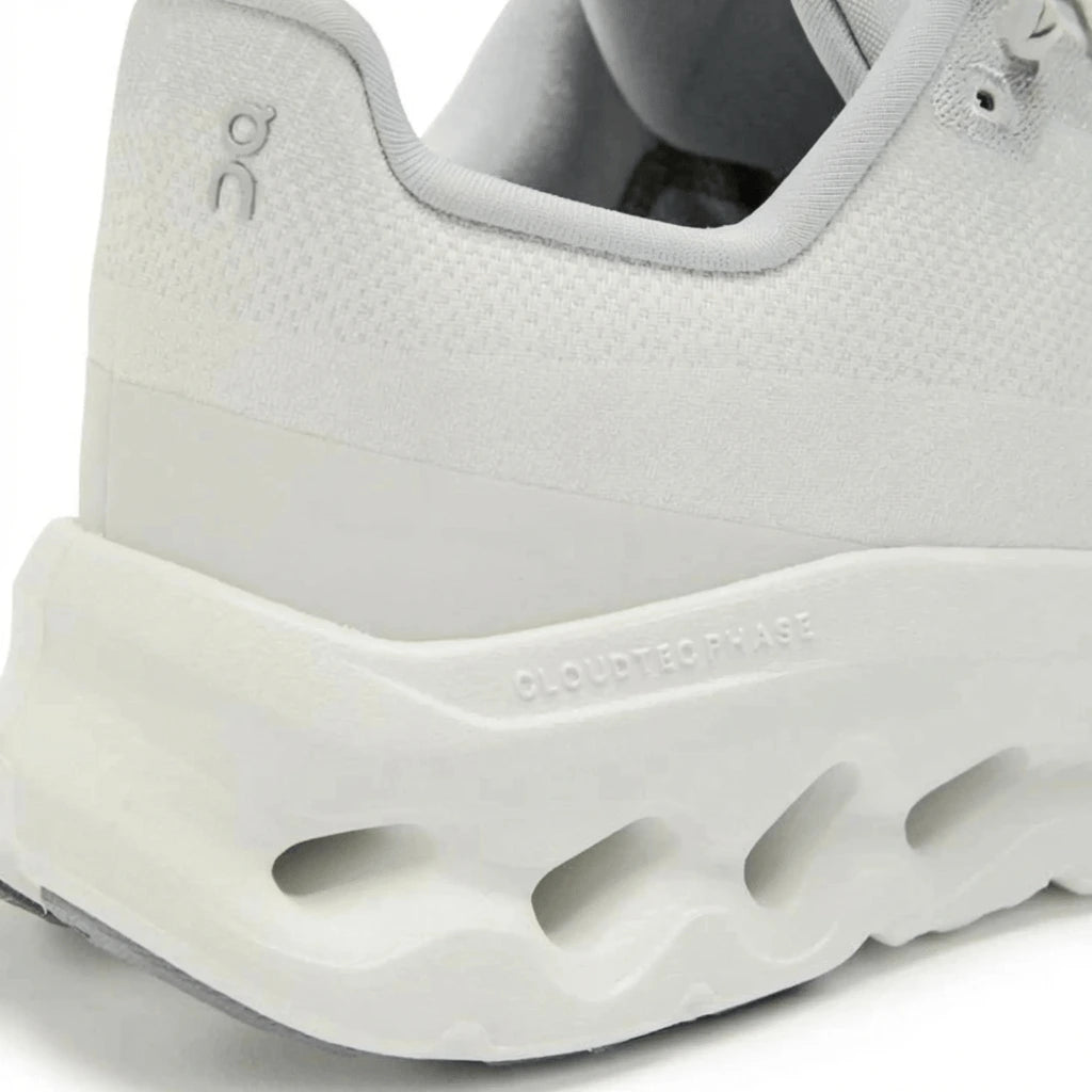 Cloudtilt "Full White"